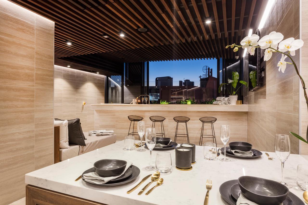 Fv By Peppers Aparthotel Brisbane Exterior foto The kitchen at the 2014 MasterChef Australia studio